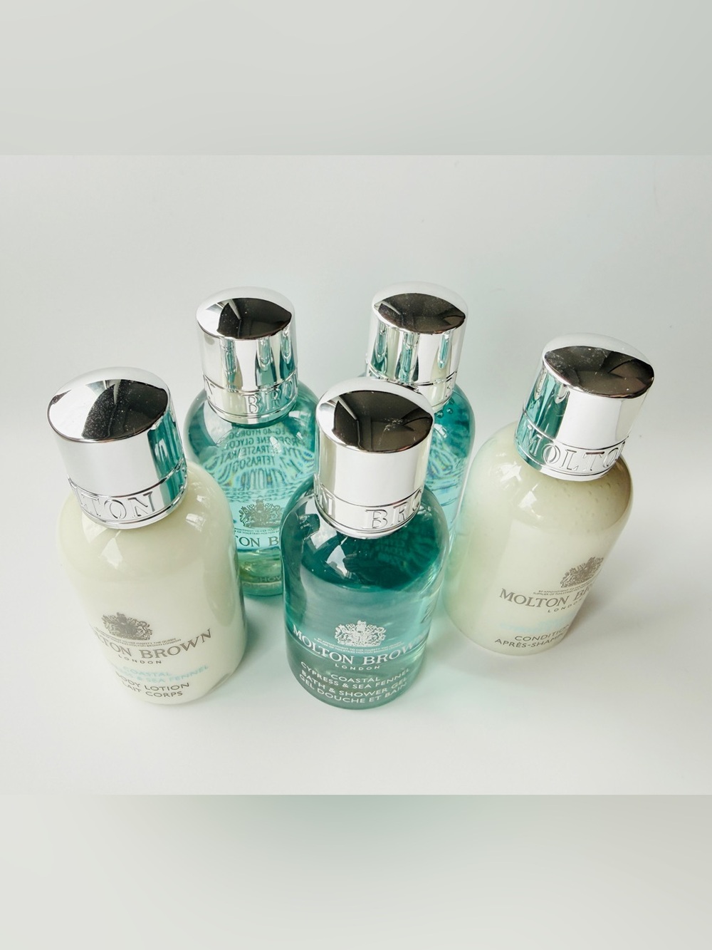 Molton Brown Coastal Cypress & Sea Fennel Travel Size 5 Pcs Body Wash & Lotion! - Picture 3 of 8
